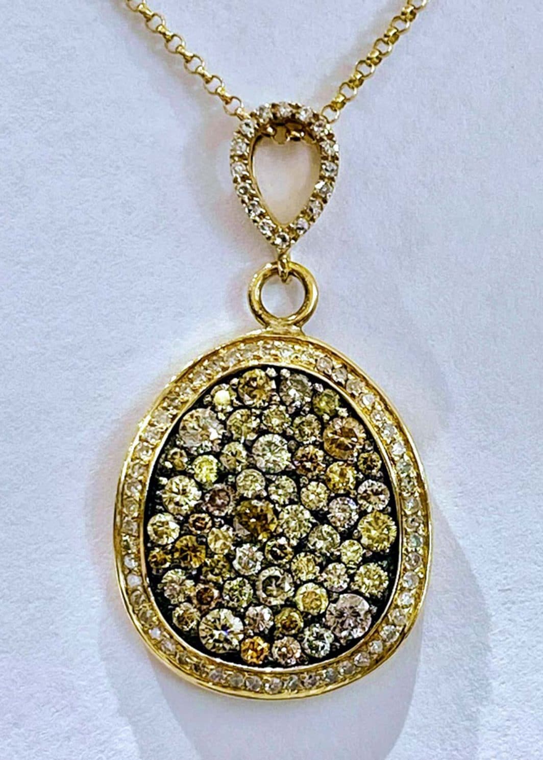 14K Yellow Gold Pendant with Diamonds