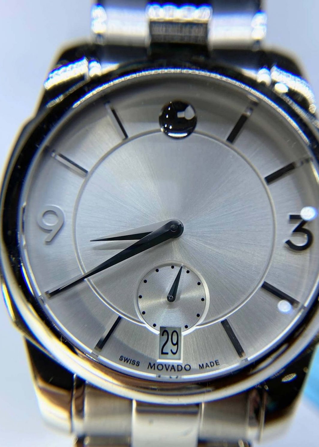 Movado LX Gentlemen's Bracelet Watch_01